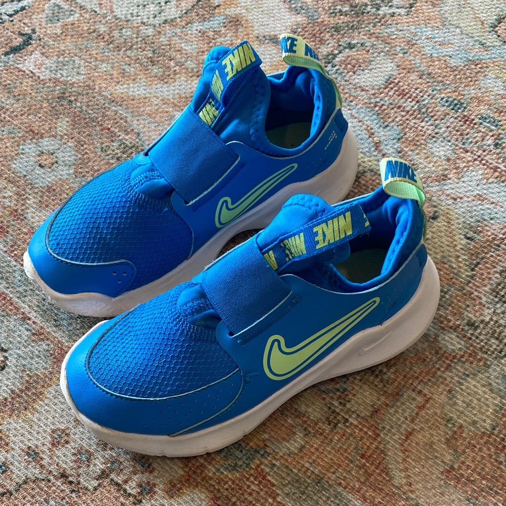 Nike Kids Blue and Green Slip-On Sneakers